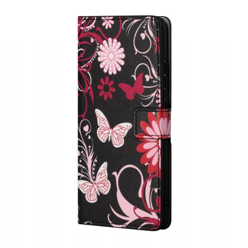 Flip Case Für Samsung Galaxy S22 Plus 5G Schmetterlinge Und Blumen