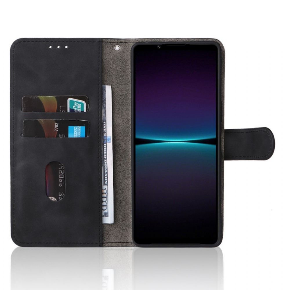 Flip Case Für Sony Xperia 1 IV Mit Kordel Schlichtes Riemchen