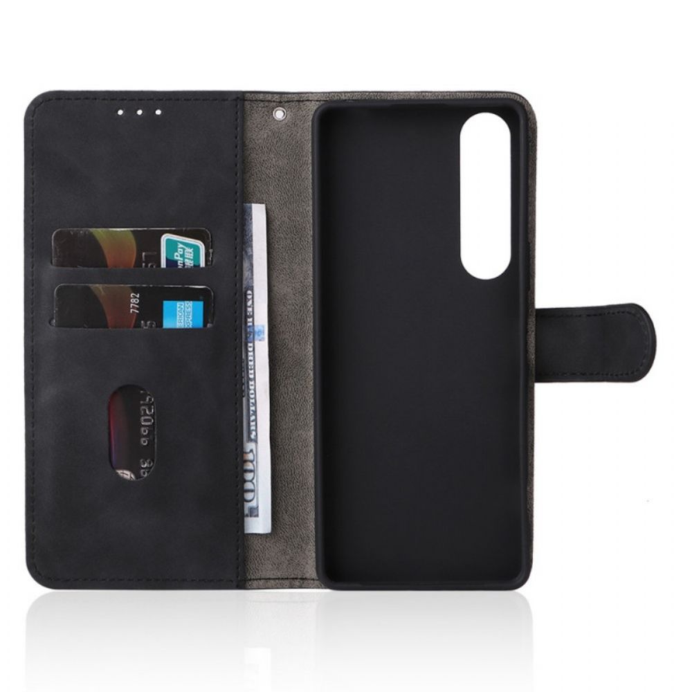 Flip Case Für Sony Xperia 1 IV Mit Kordel Schlichtes Riemchen