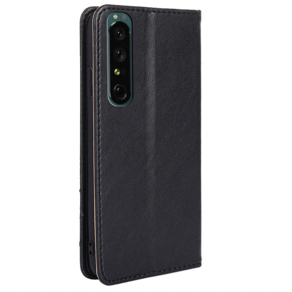 Schutzhülle Für Sony Xperia 1 IV Flip Case Zierniete